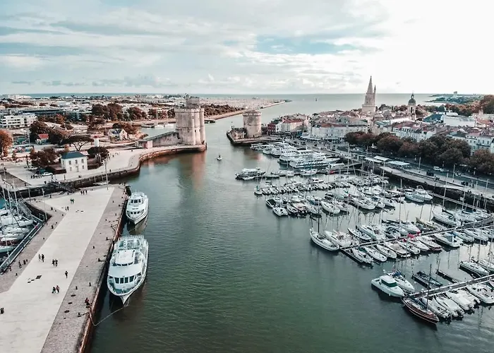 Yacht La Rochelle, 5 Pers, 2 Sdb