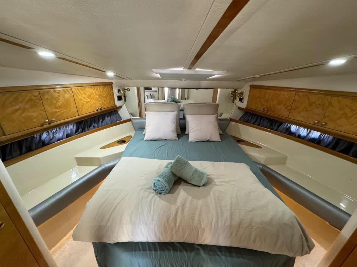 Yacht La Rochelle, 5 Pers, 2 Sdb Botel La Rochelle (Charente-Maritime)