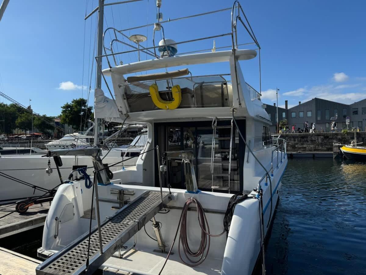 Yacht La Rochelle, 5 Pers, 2 Sdb *