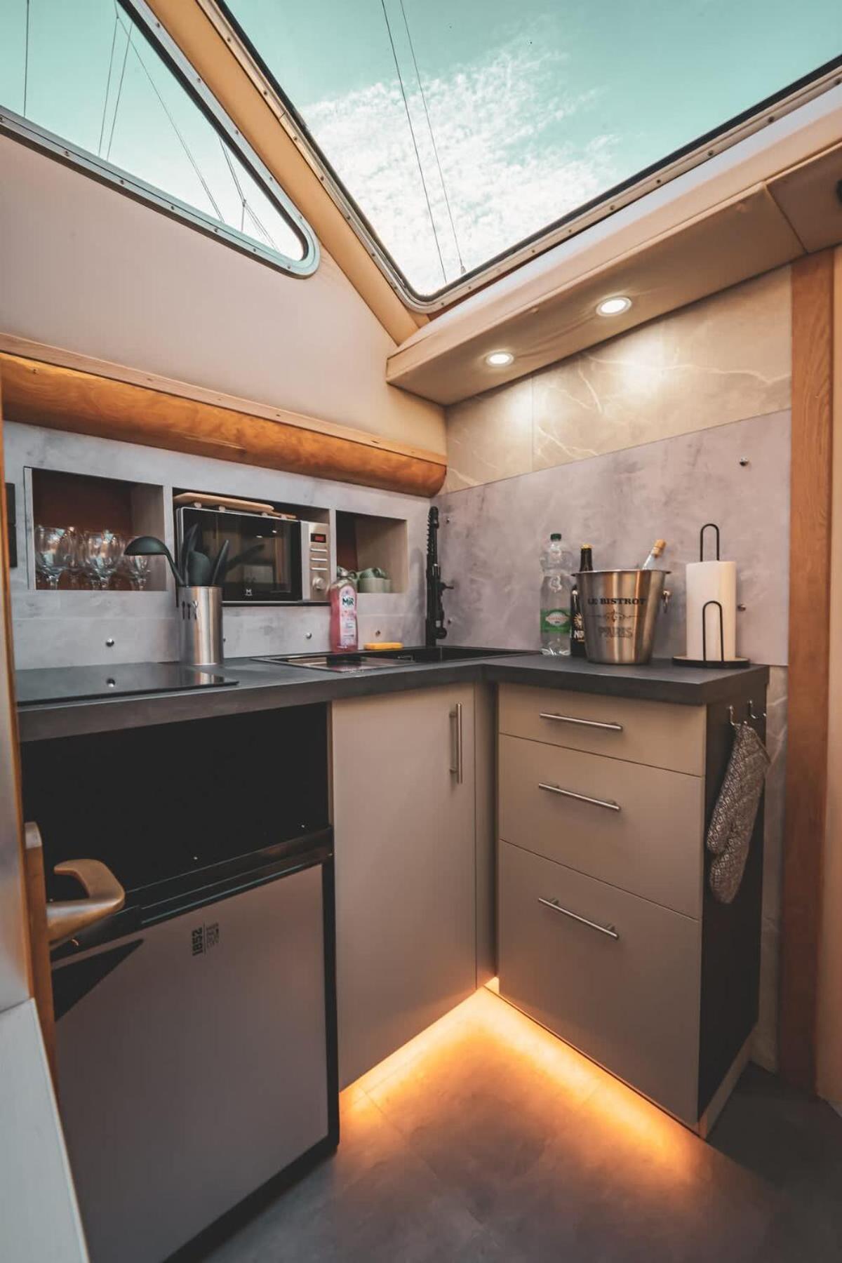 Yacht La Rochelle, 5 Pers, 2 Sdb * La Rochelle (Charente-Maritime)