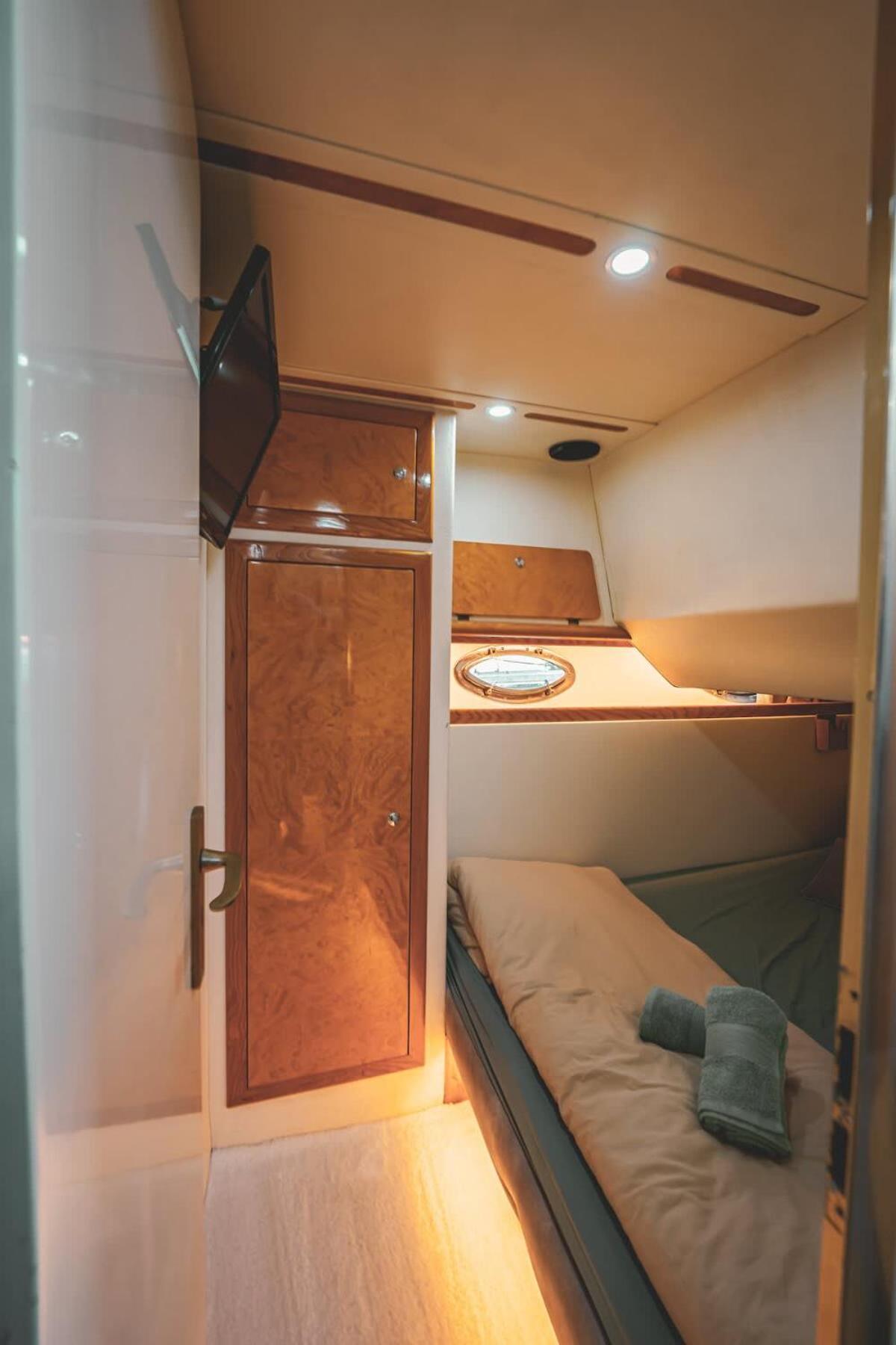 Botel Yacht La Rochelle, 5 Pers, 2 Sdb *
